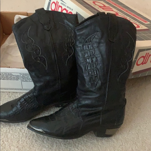 Boots - Picture 2 of 2